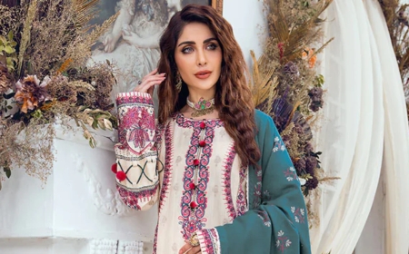 How to Shop for Women Clothes Online Effectively