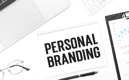 The Ultimate Guide to Personal Branding for Entrepreneurs and Professionals