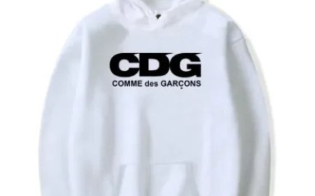 CDG Shirt A Distinctive Fashion Statement from Comme des Garçons
