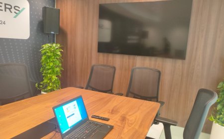 4 Ways Laptop Rentals Boost Business Strategy