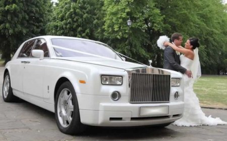 Rolls Royce Hire in London for Weddings, VIP Transfers, and Sophisticated Chauffeur-Driven Journeys