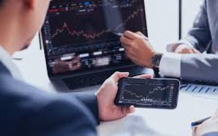 How to Combine Technical and Fundamental Analysis Effectively in MetaTrader 5