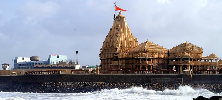 Explore the Divine Coast with a Somnath Tour Package Today