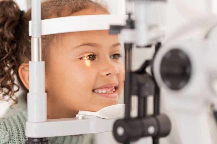 Pediatric Eye Specialist in Faridabad | Dr. Vikas Thukral