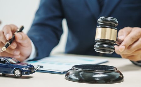 Top Reasons to Hire a Civil Lawyer in Toronto for Business and Personal Legal Matters in 2025