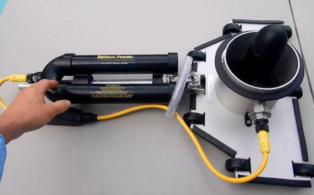 Keep Your Pool Clean with a Cordless Vacuum Pool