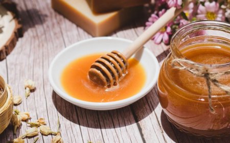 The Jar That Heals or Just Looks Pretty? How Australians Are Learning to Spot the Real Thing