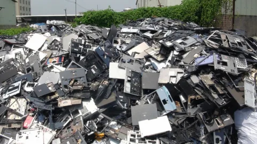Reliable E-Waste Removal Services in Kent, WA – Safe, Sustainable & Affordable