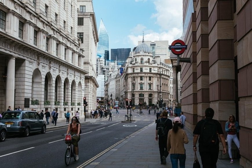 Mortgage Advisor London: Build Your Career with CIFA
