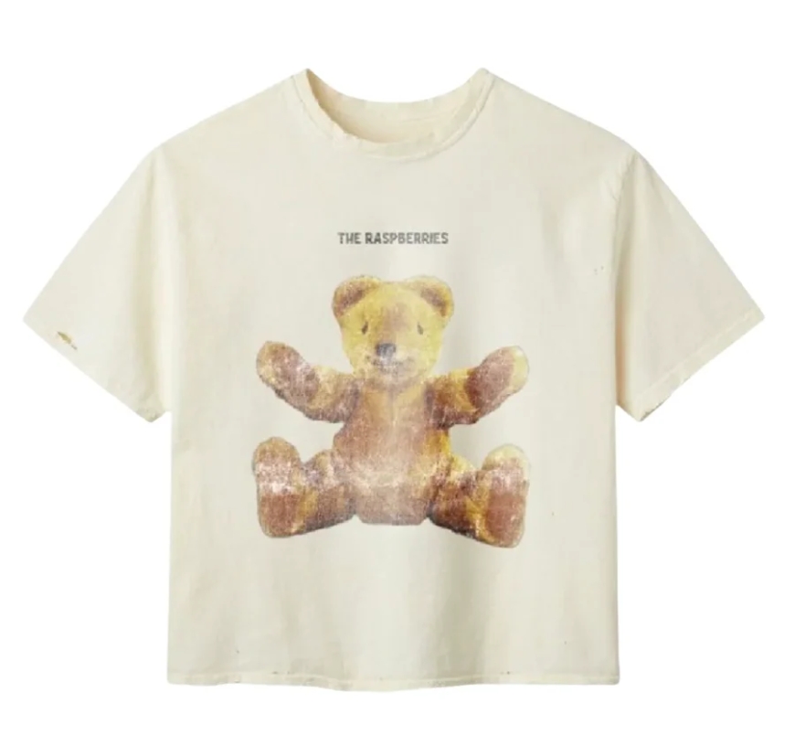 Why Raspberry Hills Clothing Is a Must-Have for Trendsetters